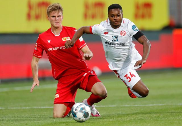 色转型的一 色转型的一