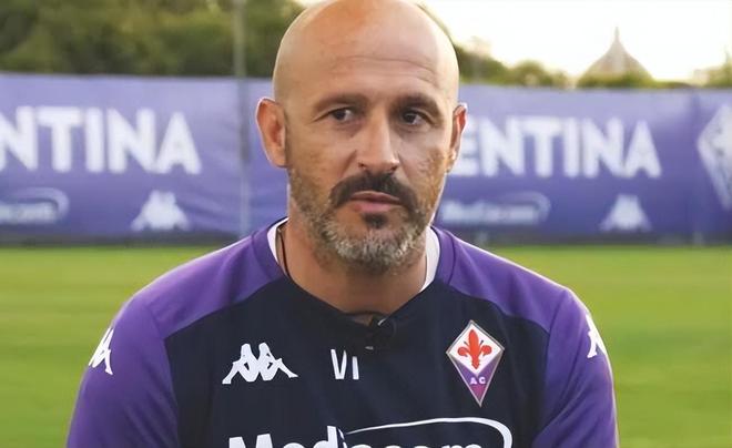 与加拿大市 与加拿大市